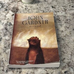 Grendel by John Gardner Paperback Book LS7